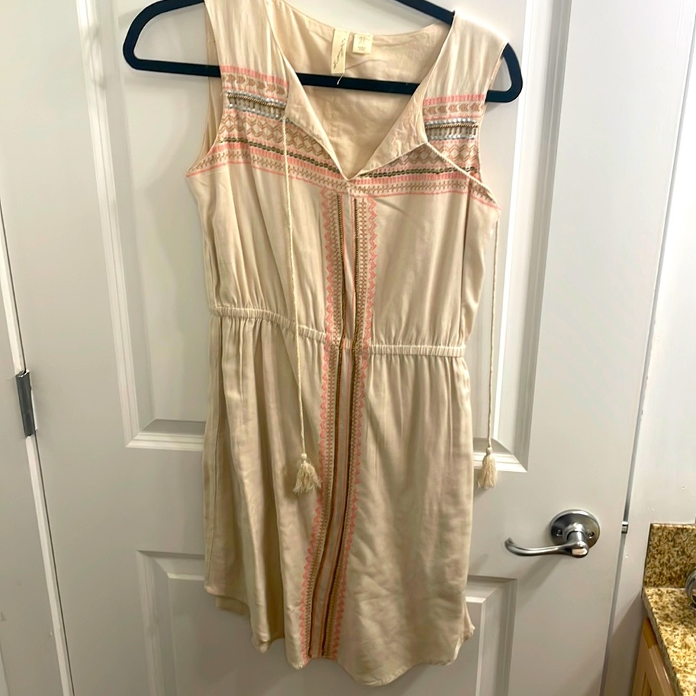 Kenzi size 4 dress
